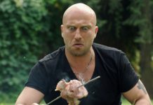 Физрук: Фома жарит шашлык