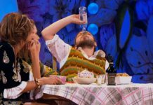 Камеди Вумен – Появление новых родственников после переезда в Москву