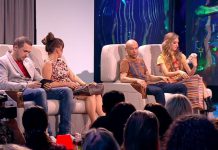 Камеди Вумен – Встреча с бывшими в самолете